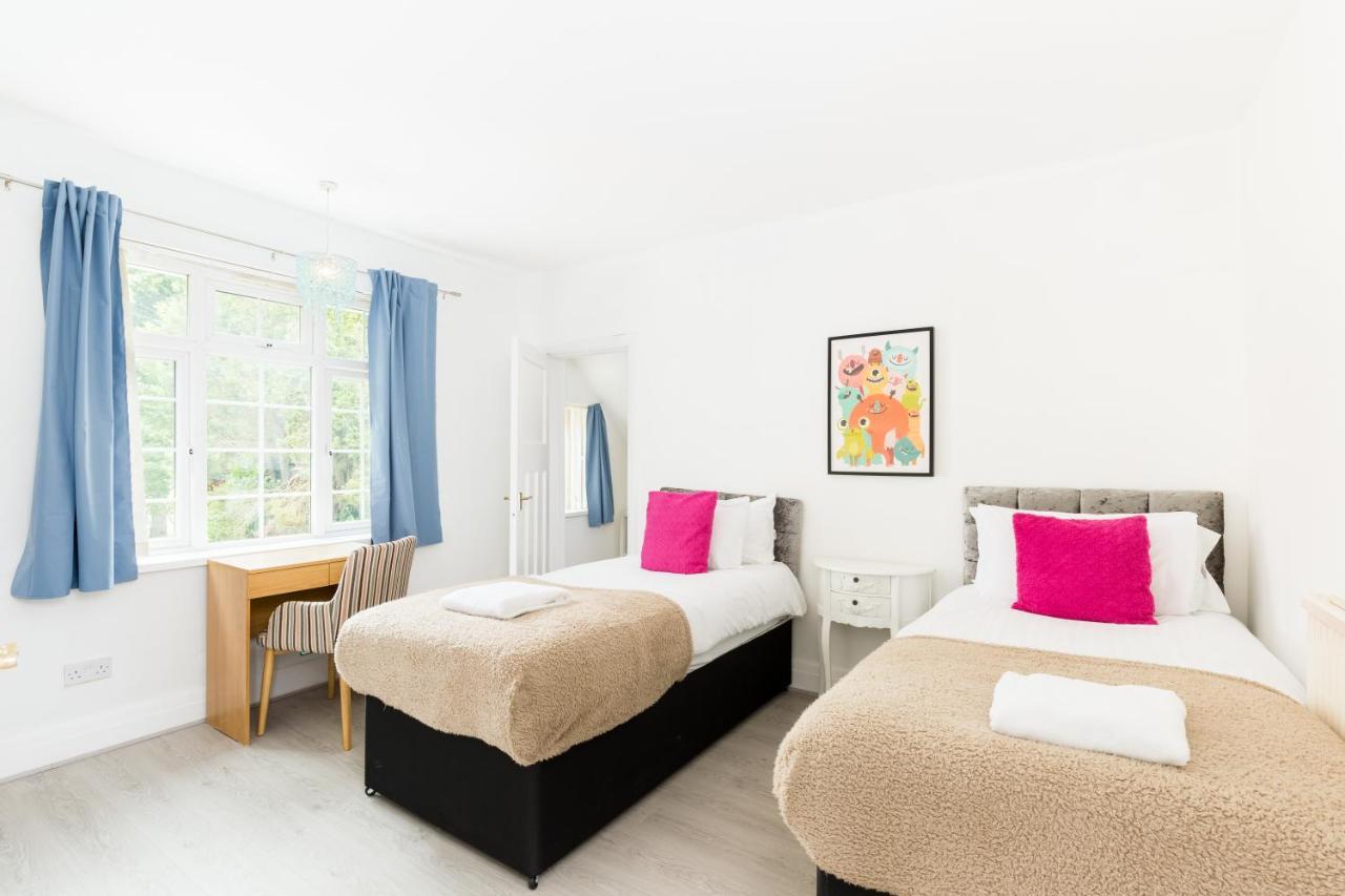 Beautiful 6 Bedroom House For 17 Guests Next To Edgbaston Stadium Birmingham Exterior photo