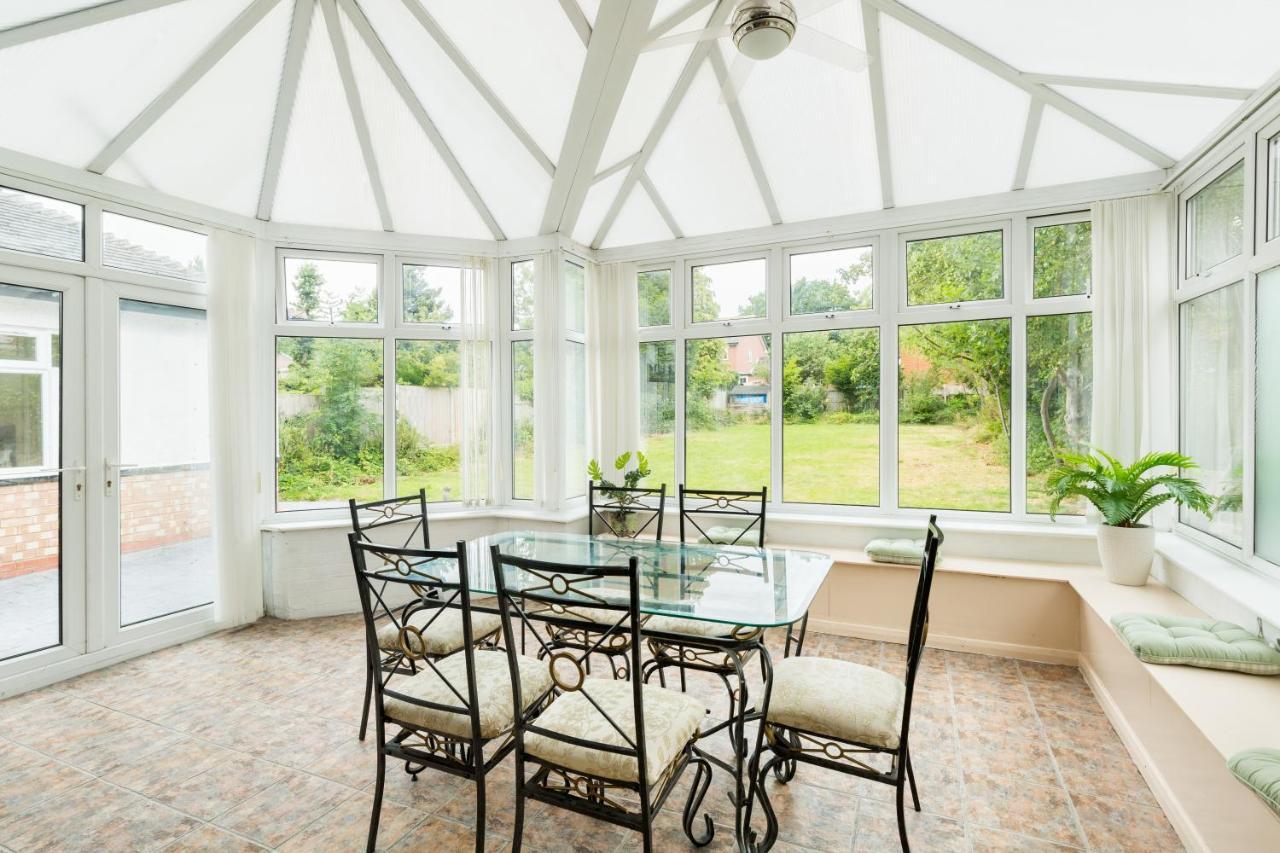 Beautiful 6 Bedroom House For 17 Guests Next To Edgbaston Stadium Birmingham Exterior photo